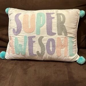 Decorative message pastel pillow